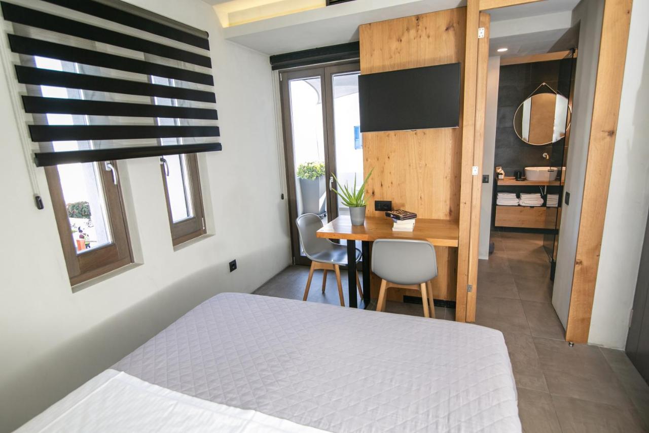 Marquise Suites - Adults Only Fira  Exteriér fotografie